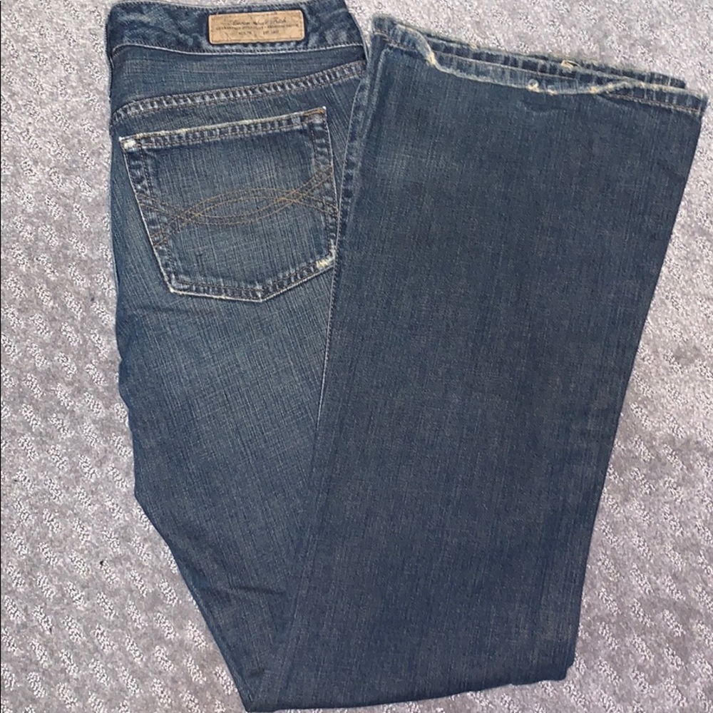 Abercrombie & Fitch flare leg jeans size/6R